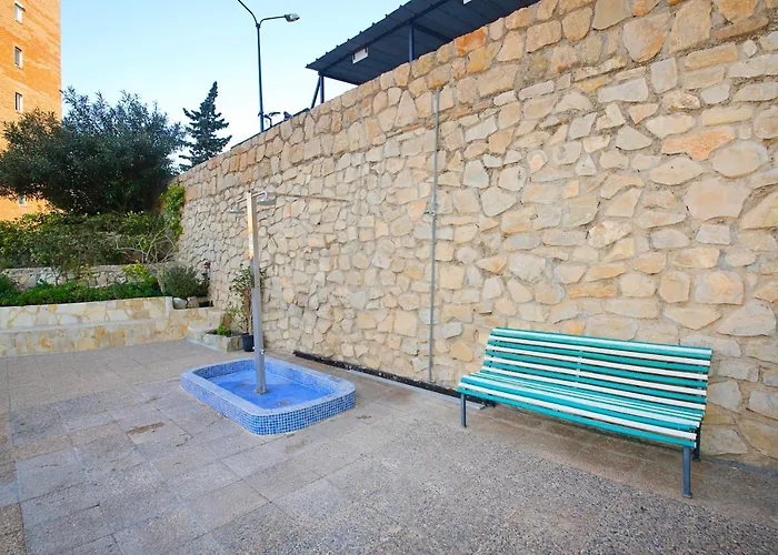 Apartment Galeon In - Near The